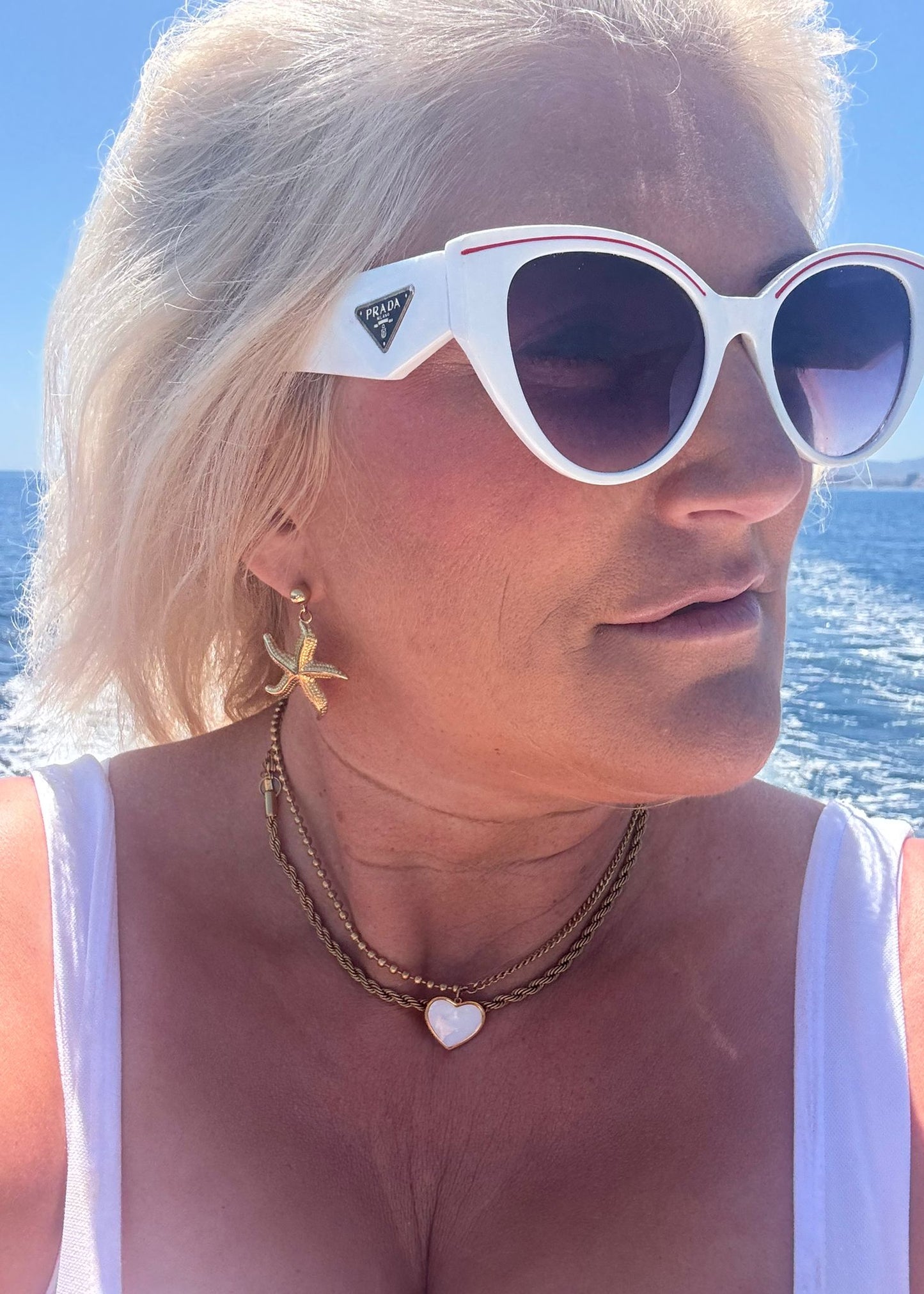 Eileen – The Mother of Pearl Heart Necklace