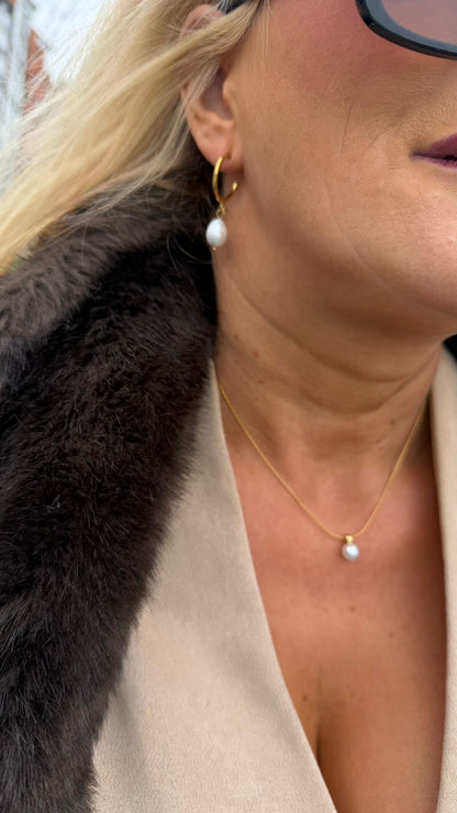 Pearl Necklace & Earrings Bundle